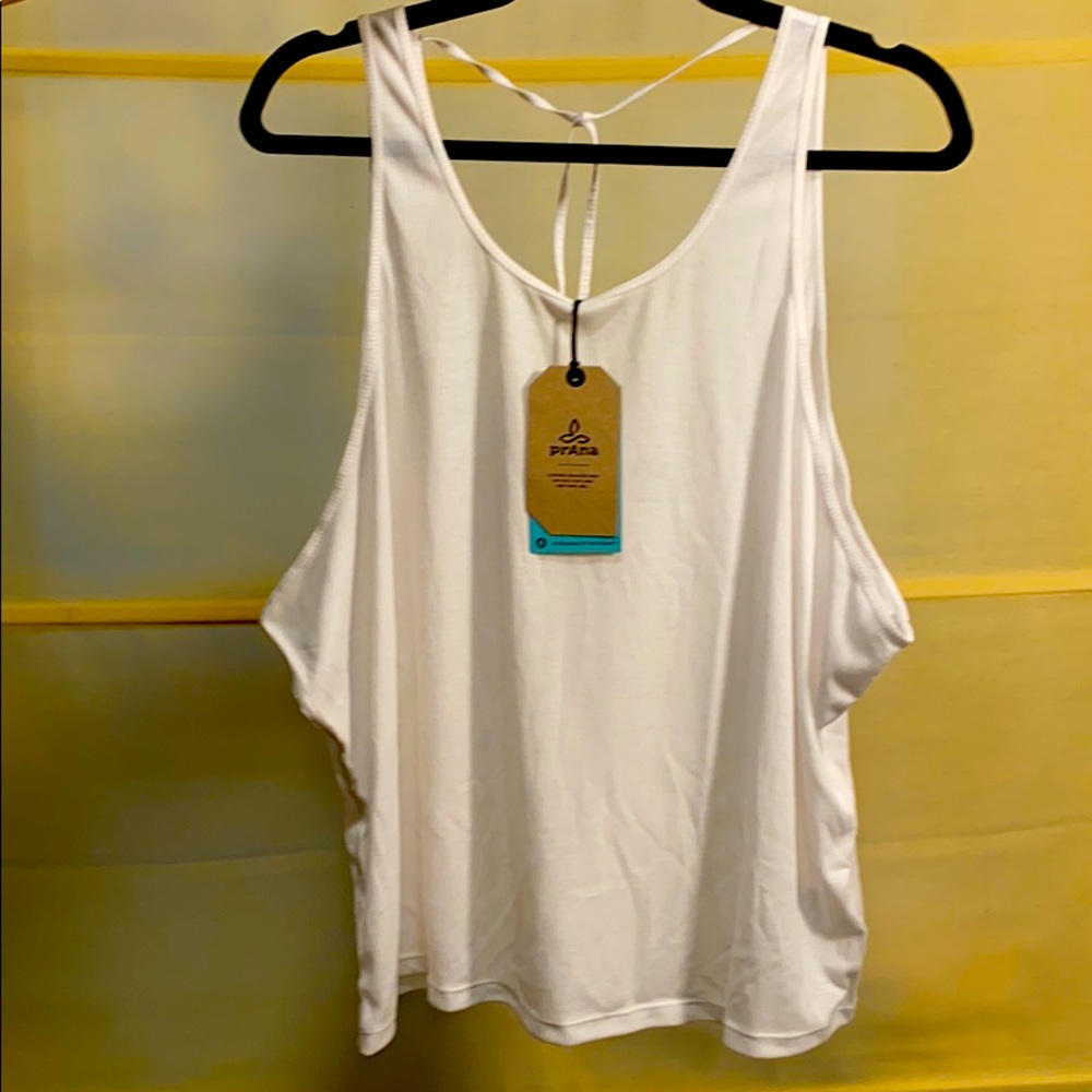 NWT parAna tank top